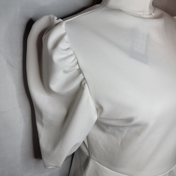 Boohoo | choker cut out puff sleeve peplum top white - Picture 4 of 5